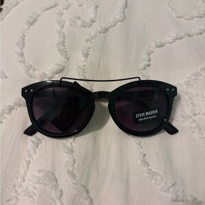 Steve Madden Black Sunglasses